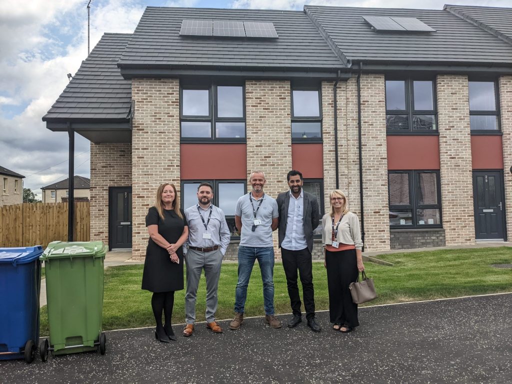 Humza Yousaf MSP and Linthouse Housing Association staff at Drumoyne Housing Site